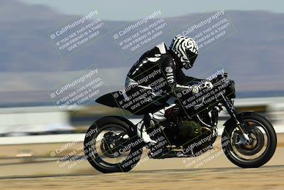 media/May-15-2022-SoCal Trackdays (Sun) [[33a09aef31]]/Back Straight Speed Shots (835am)/